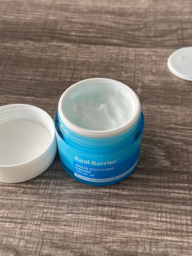 Real Barrier Aqua Soothing Cream review photo by Vixenette