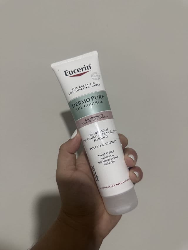 Eucerin Dermopure Oil Control Treatment 10% Hydroxy Acids review photo by RichelTaveras
