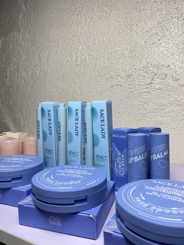 Sace Lady Lasting Waterproof Face Powder review photo by UGCMARIKYAAT