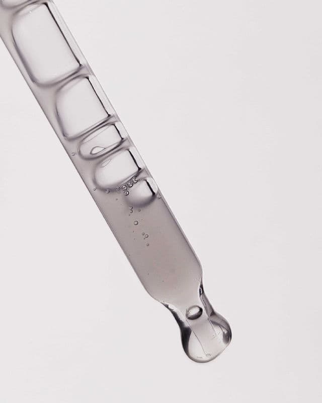 Sollalla Ultimate-Hydrate Hyaluronic Serum review photo by Irises