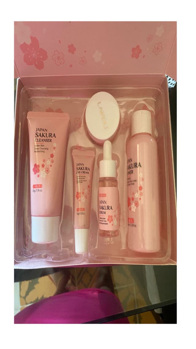 Laikou Japan Sakura  Cleanser review photo by babypink0729