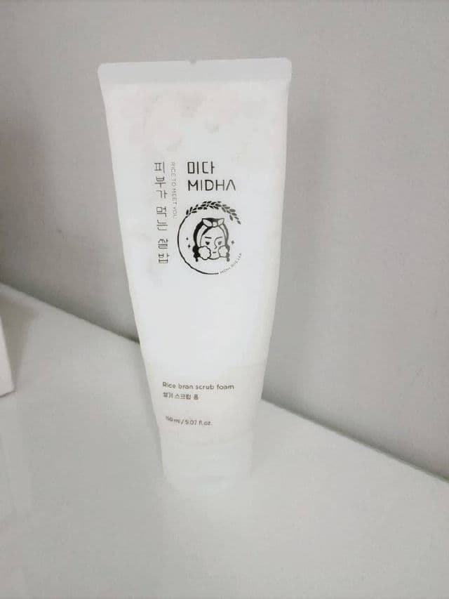 Midha Rice Foam Cleanser review photo by WONI