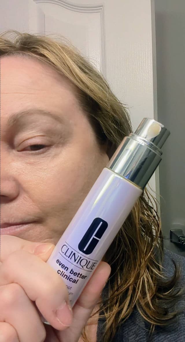 Clinique Pore Refining Solutions Correcting Serum review photo by remedyforbeauty