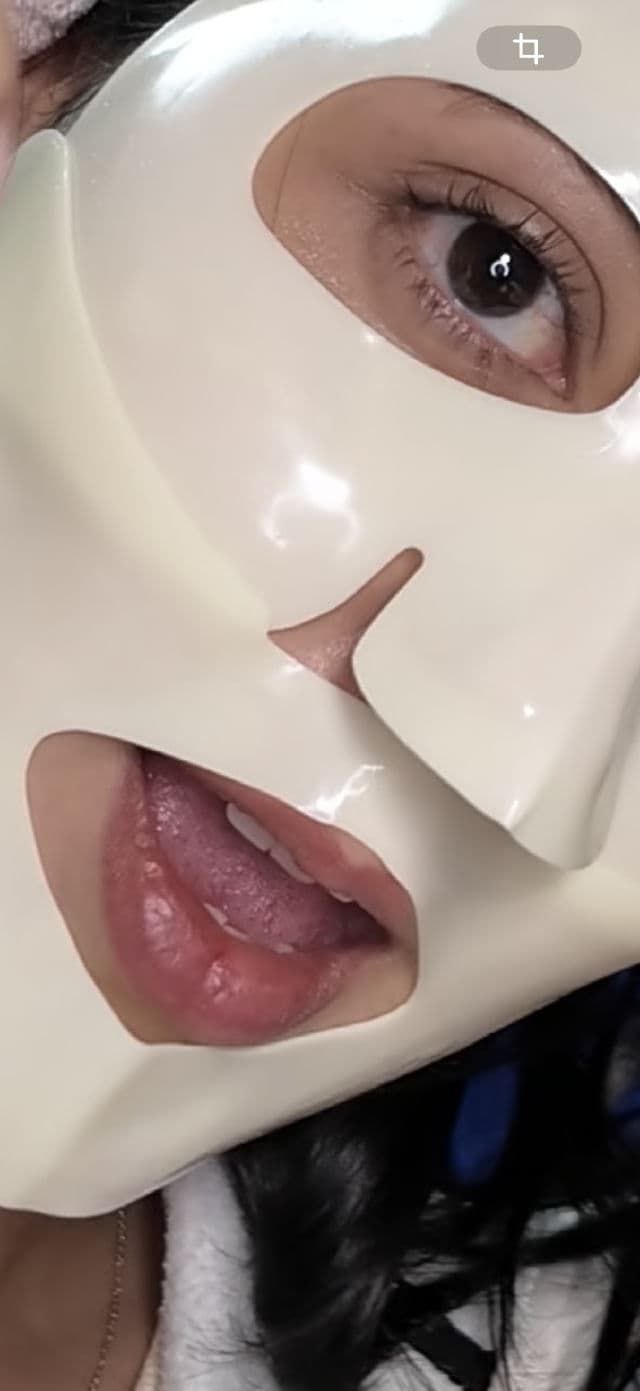 Dr. Jart+ Cryo Rubber™ with Moisturizing Hyaluronic Acid - Cryo Rubber Moisturizing Mask review photo by julie1905