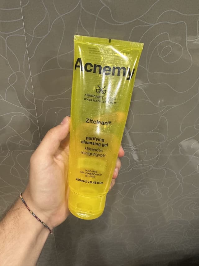 Acnemy Zitclean Purifying Cleansing Gel review photo by santimoon