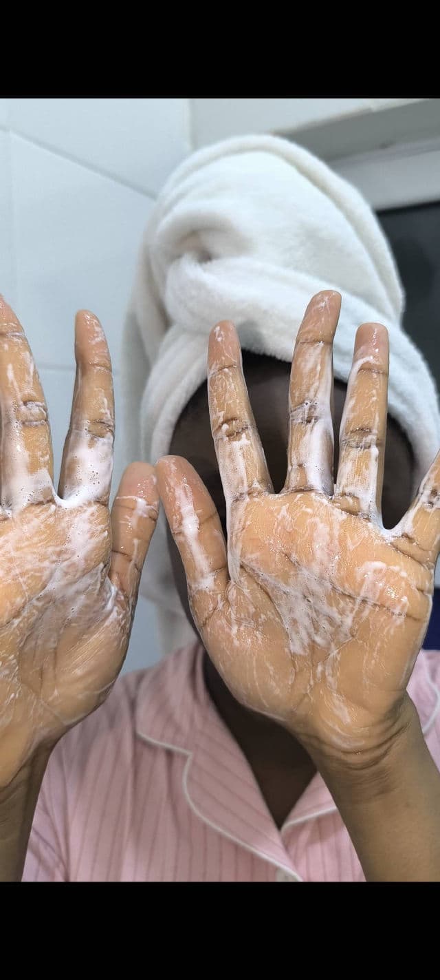 Face Facts Ceramide Foaming Cleanser  review photo by Daramatoye