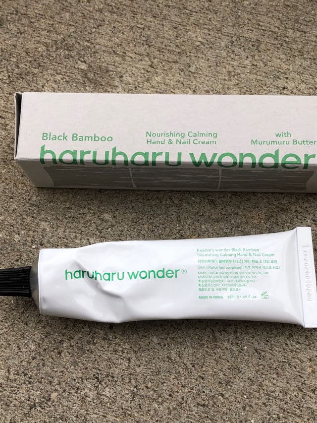 HaruHaru WONDER Black Bamboo Nourishing Calming Hand & Nail Cream review photo by robinhop
