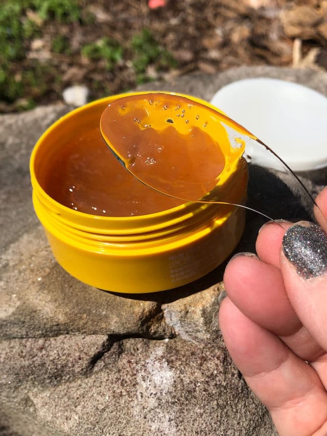 Jayjun Calendula Tea Eye Gel Patch review photo by robinhop