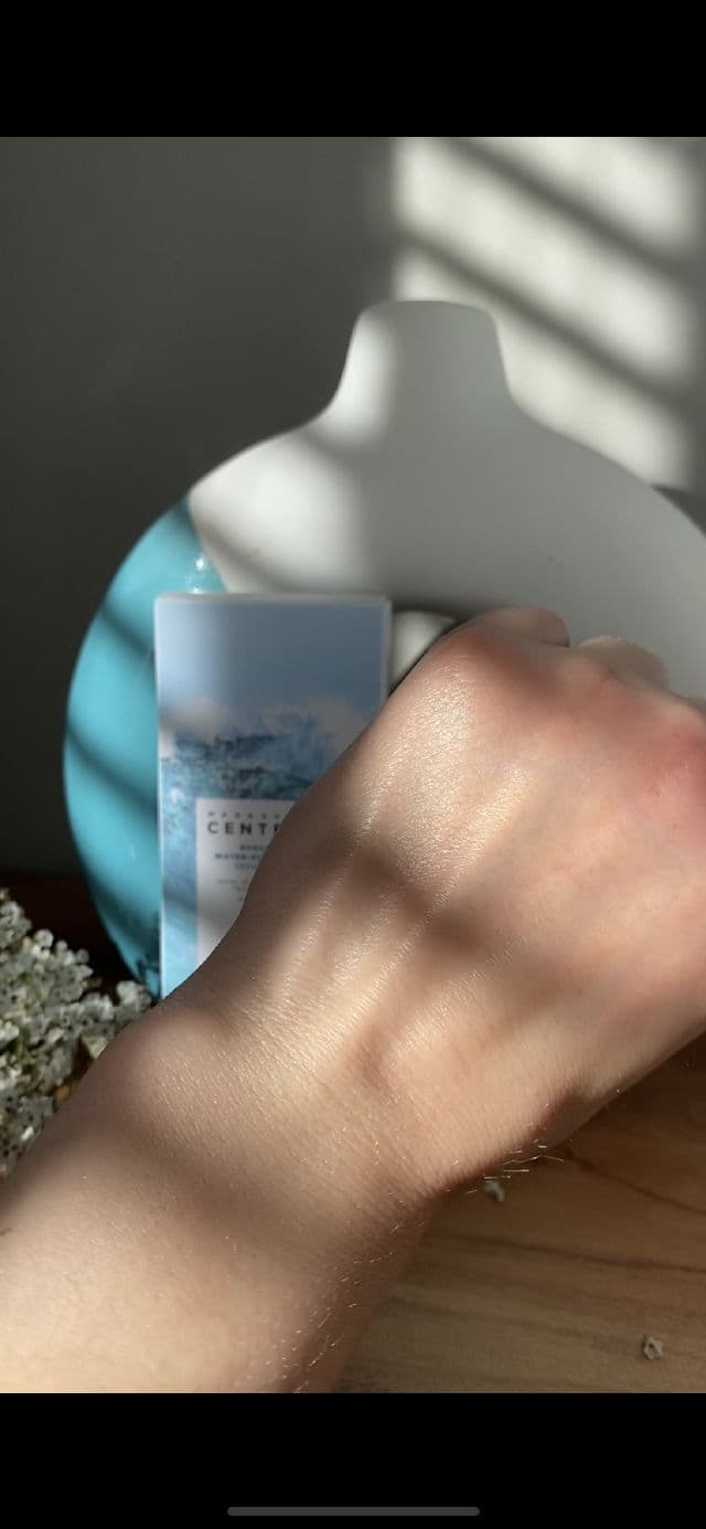 SKIN1004 Madagascar Centella Hyalu-Cica Water-Fit Sun Serum SPF50+ PA++++ review photo by Glowyforever