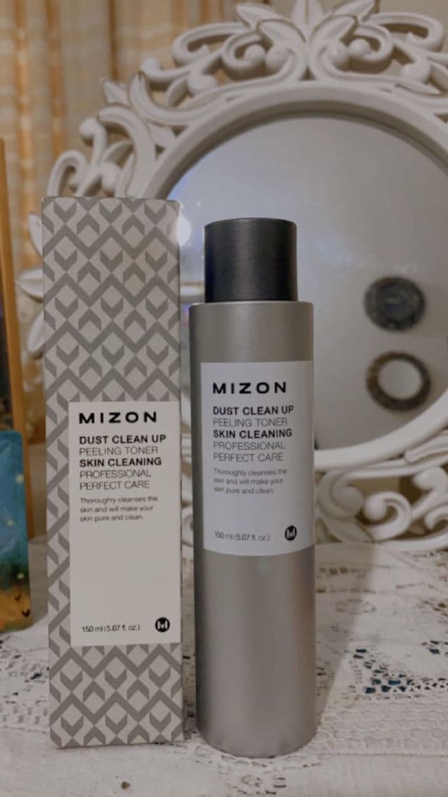 Mizon Dust Clean Up Peeling Toner review photo by Bandesha