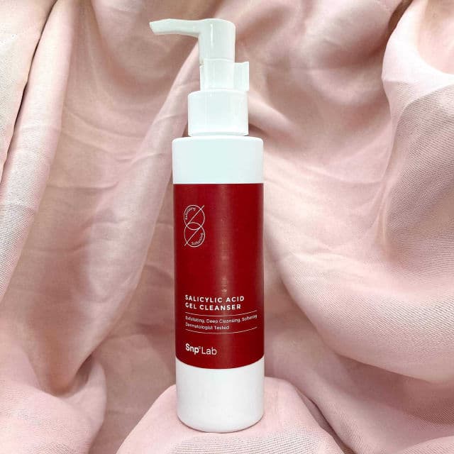 SNP Salicylic Gel Cleanser review photo by mq
