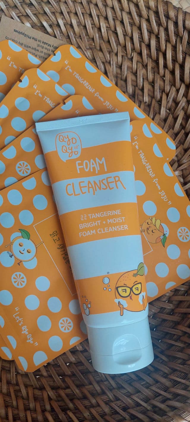Qyo Qyo Tangerine Bright + Moist Foam Cleanser review photo by Gray17