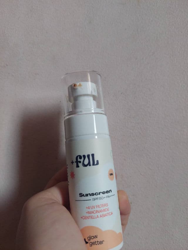 +ful Sunscreen SPF50+ PA++++ review photo by Gray17