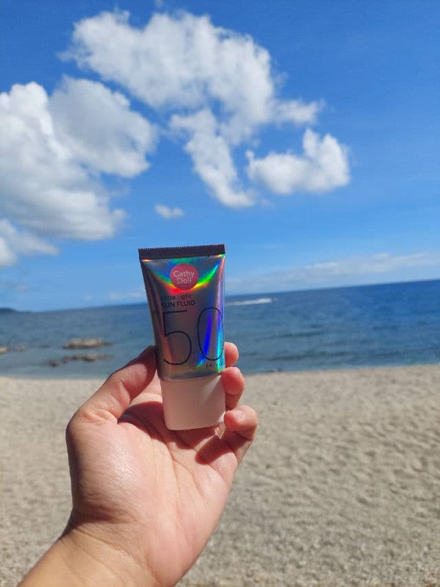 Cathy Doll Ultra Light Sun Fluid SPF50 PA++++ review photo by Gray17