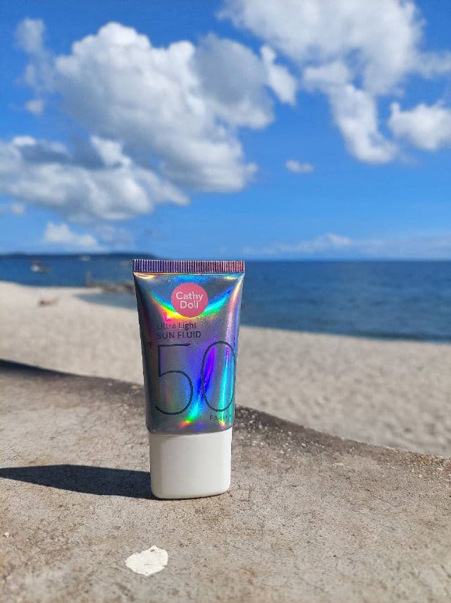 Cathy Doll Ultra Light Sun Fluid SPF50 PA++++ review photo by Gray17