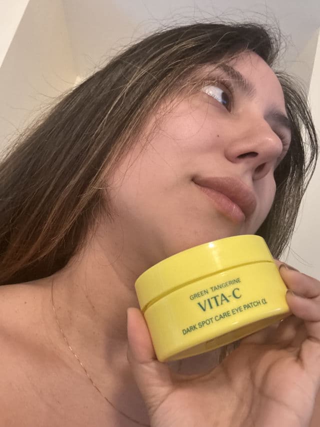 GOODAL Green Tangerine Vita C Dark Spot Care Eye Patch Alpha review photo by isisraynor