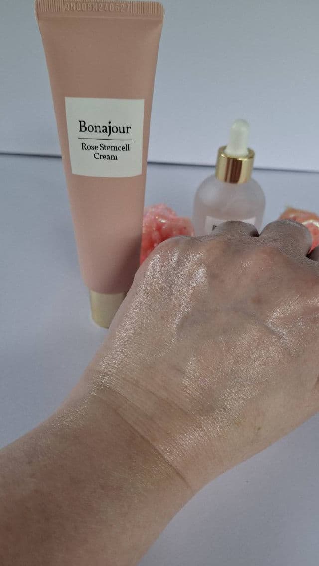 Bonajour Rose Stem Cell Cream review photo by ReneeC