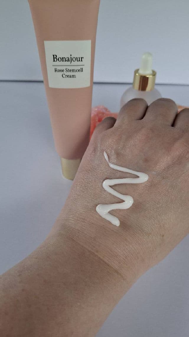 Bonajour Rose Stem Cell Cream review photo by ReneeC