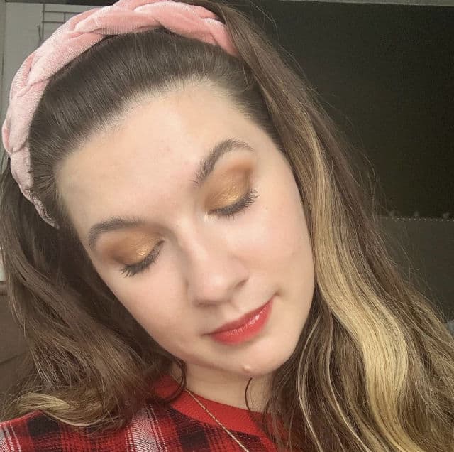 Urban Decay Naked Honey Eyeshadow Palette review photo by nailsbycarleigh