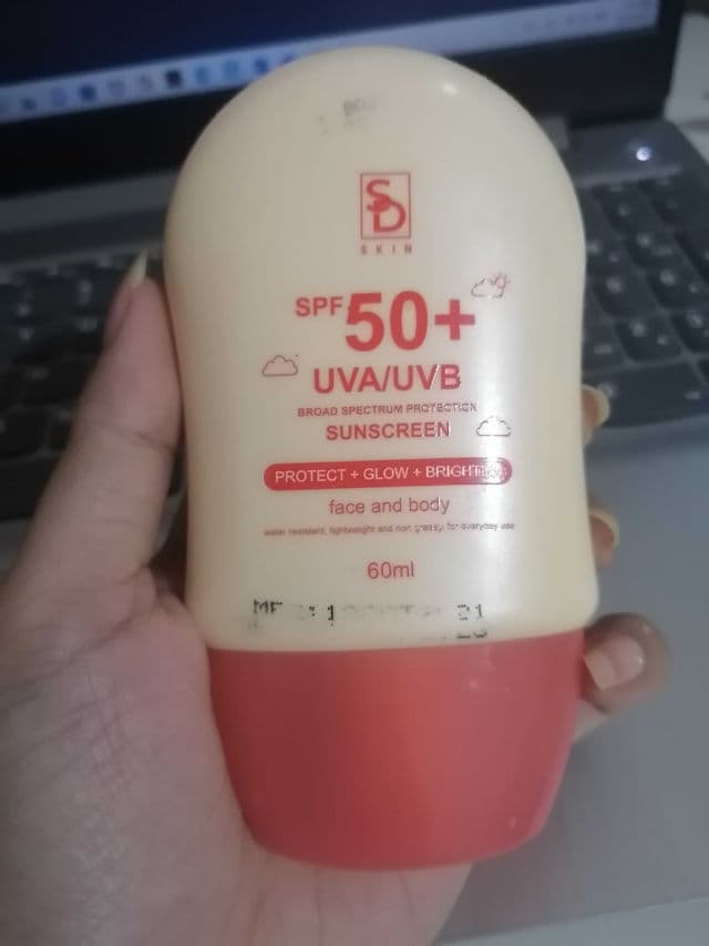 Sugar Dolls 3-in-1 Face & Body Sunscreen review photo by Aspire