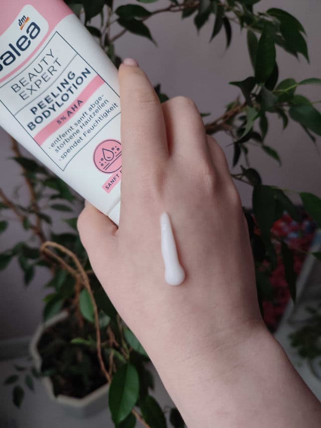 Balea Beauty Expert Peeling Bodylotion 5% AHA review photo by OlyaAlink