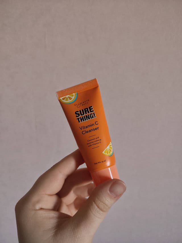 Elizabeth Mott Sure Thing! Vitamin C Cleanser review photo by OlyaAlink