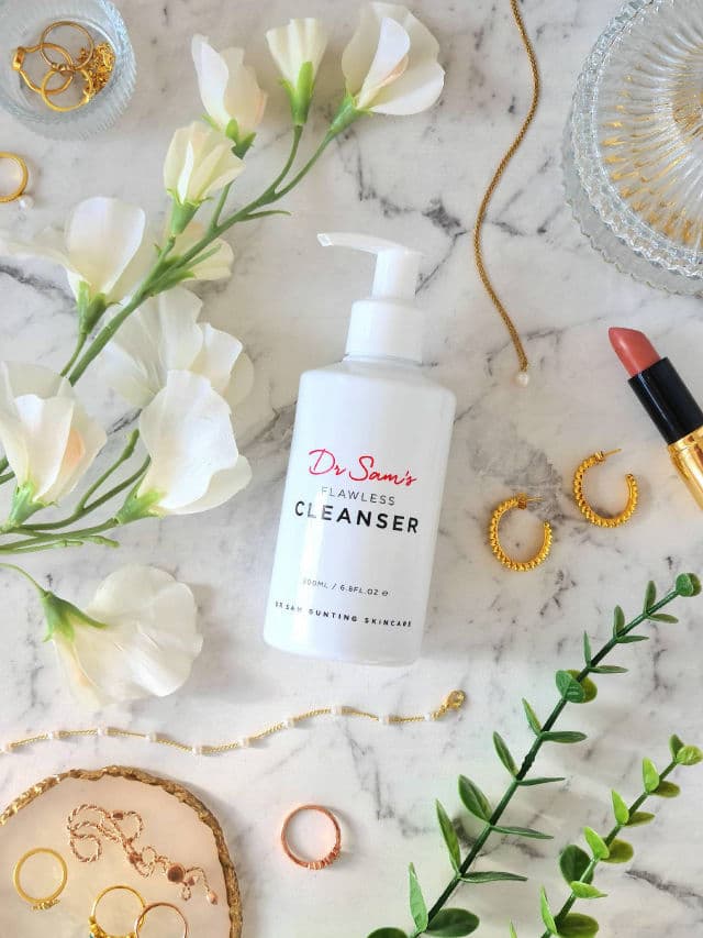 Dr. Sam's Flawless Cleanser review photo by Beautywithmoii