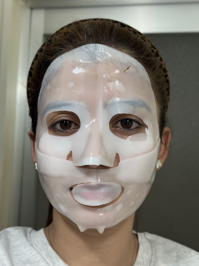 VT COSMETICS Pro Cica Reedle Shot 100 2-Step Hydrogel Mask review photo by Roshni4