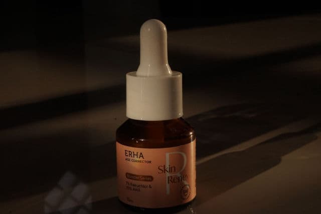 ERHA Age Corrector Skin Renew Booster Series 1% Bakuchiol & 10% AHA review photo by writtenbywin