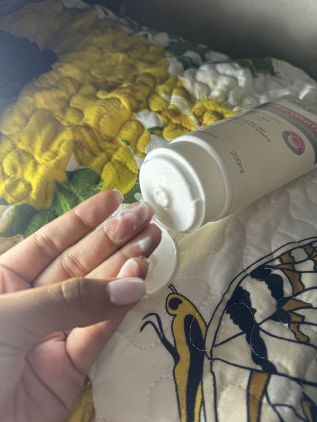 ACM Dépiwhite Whitening Body Milk review photo by analizpimentel