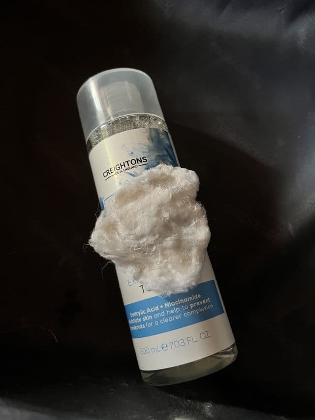 Creightons Salicylic Acid Exfoliating Tonic  review photo by naatasha