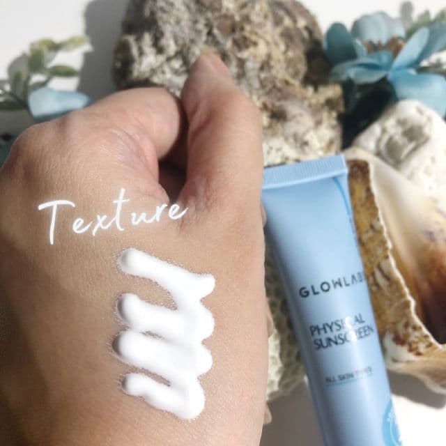 Glowlabs Physical Sunscreen SPF 50 PA+++ review photo by pauline