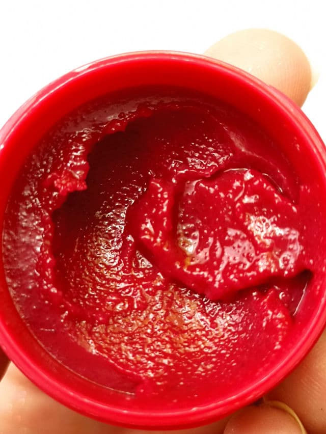 The Body Shop Festive Berry Sugar Lip Scrub review photo by AlexMashhh