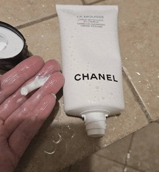 Chanel La Mousse review photo by beemama3
