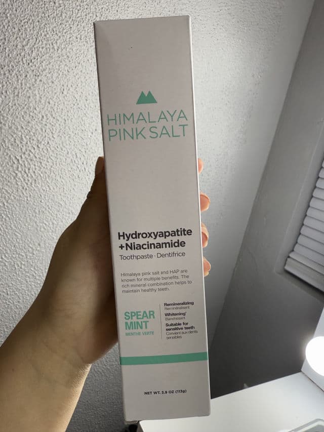 HIMALAYA PINK SALT Hydroxyapatite+Niacinamide Toothpaste review photo by cindyr