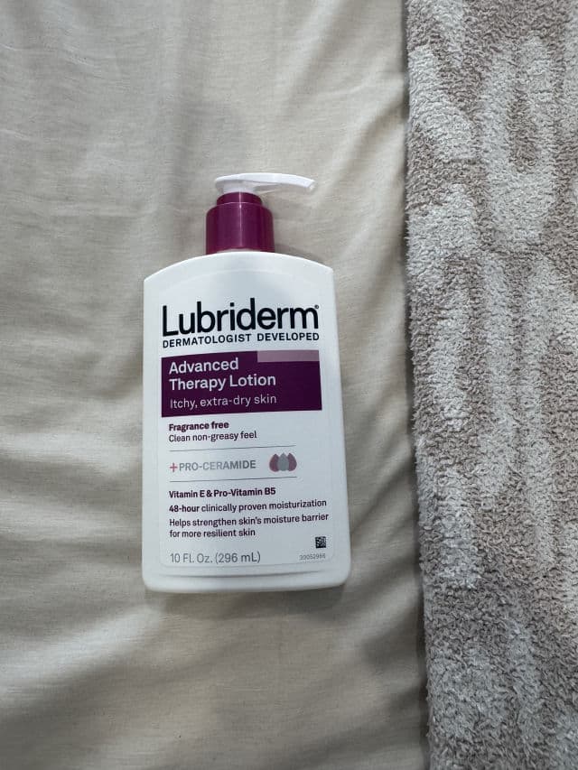 Lubriderm Advanced Therapy Fragrance-Free Lotion review photo by livingwithcharr