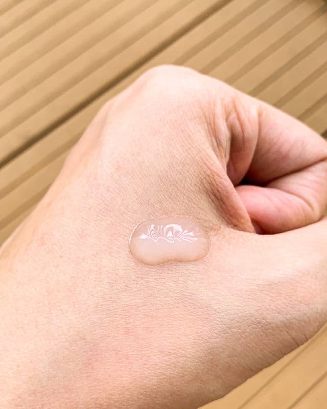 Madagascar Centella Hyalu-Cica Blue Serum product review