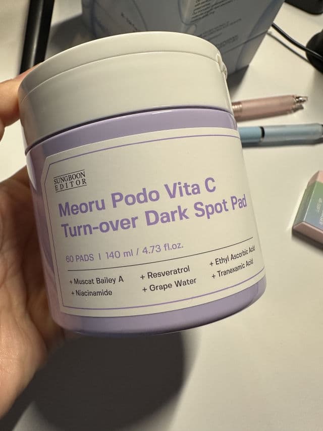 Sungboon Editor Meoru Podo Vita C Turn-Over Dark Spot Pad review photo by jenny88taing