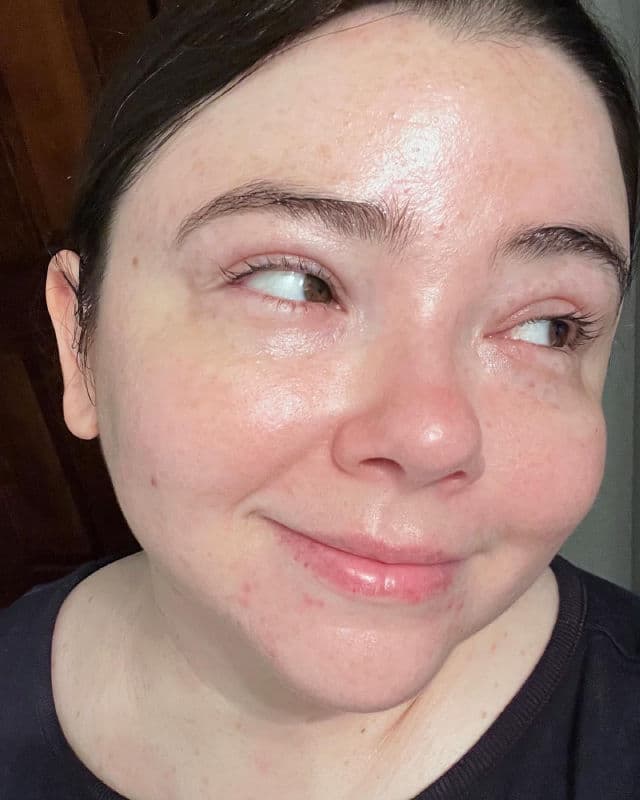 THANK YOU FARMER Sun Project Shimmer Sun Essence SPF30 PA++ review photo by Pickykk