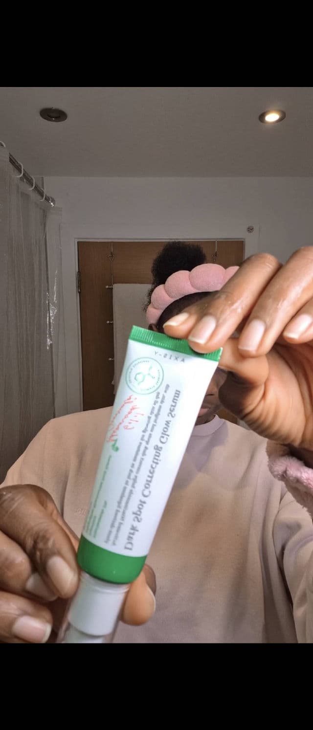 AXIS-Y Dark Spot Correcting Glow Serum review photo by Obikels