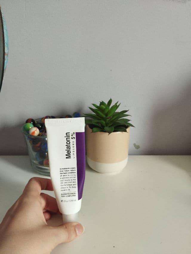 Maxclinic Time Return Melatonin Cream review photo by PetitGirl