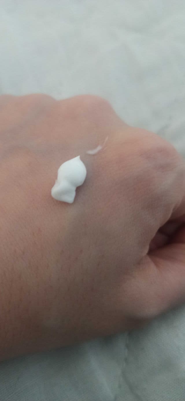 Cetaphil Pro Moisturising Night Cream for Redness Prone Skin review photo by PetitGirl