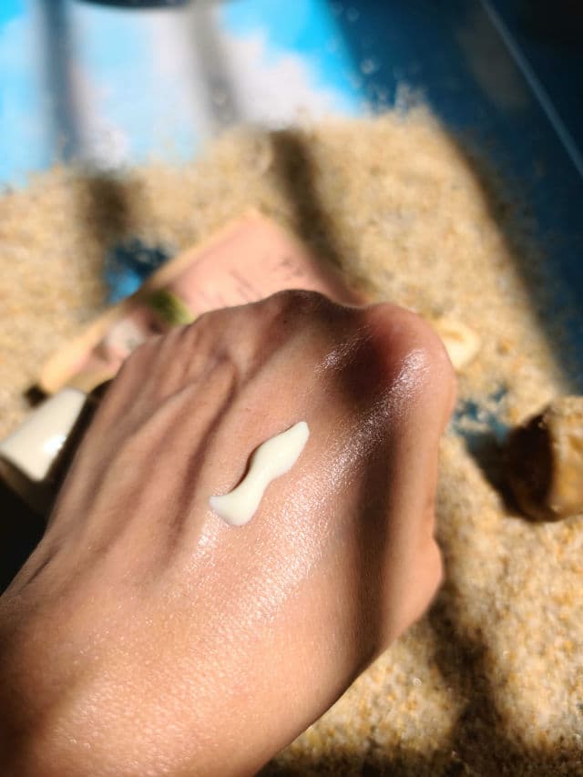 Barr Cosmetics Centella Soothing Sun Essence SPF50+ PA++++ review photo by EuphoricSeoul