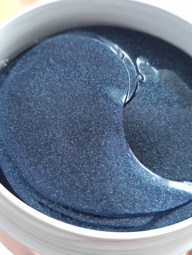 WellDerma  Collagen Impact Sapphire Eye Mask review photo by marriedtomyskincarer