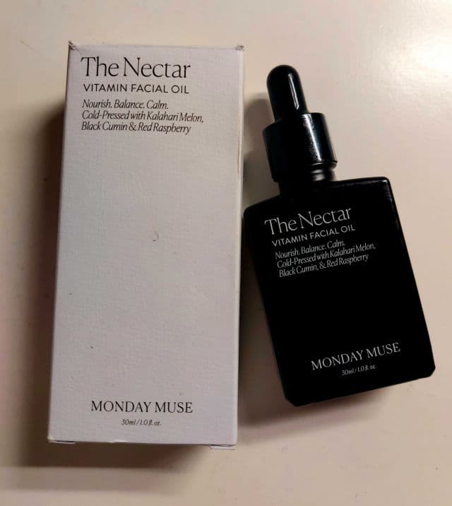 Monday Muse The Nectar - Vitamin Facial Oil review photo by Teleahk