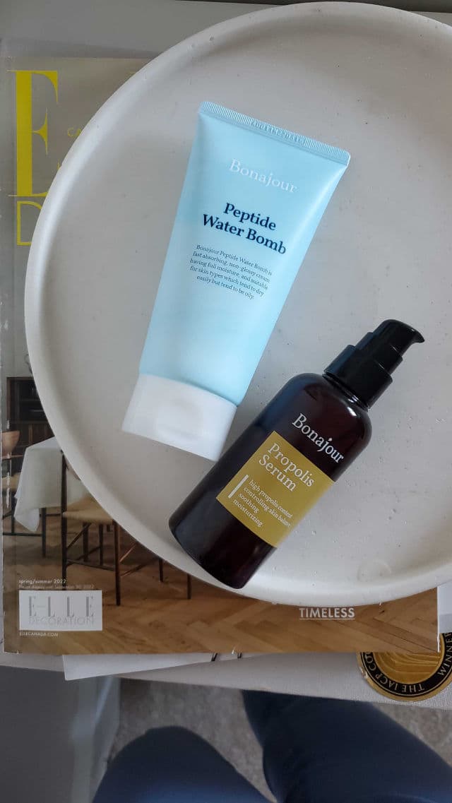 Bonajour Propolis Serum review photo by undividedhonesty