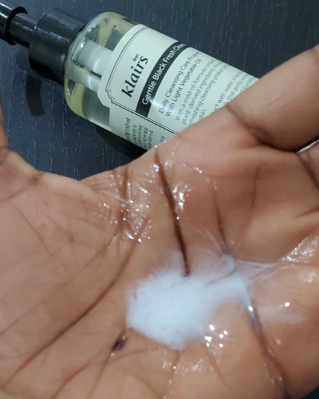 Dear, Klairs Gentle Black Fresh Cleansing Oil review photo by Pearlreviews