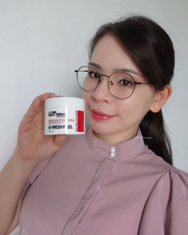 medi-peel Premium Naite Thread Neck Cream review photo by bubblyvivi