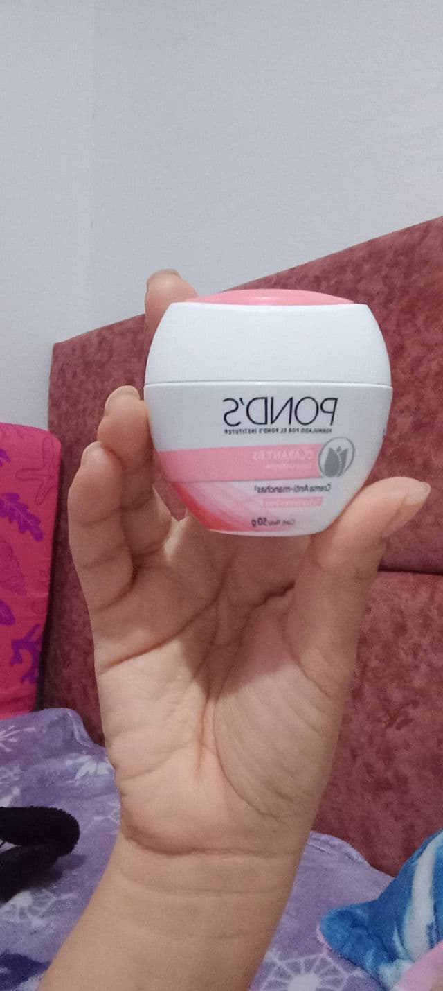 Pond's Crema Facial Clarant B3 Solar FPS 30	 review photo by gloriannis