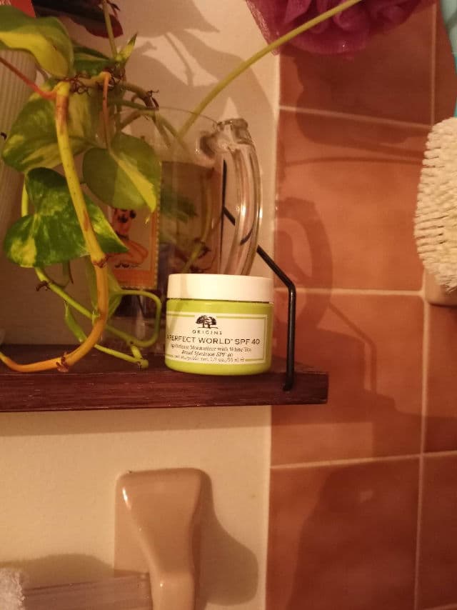 Origins A Perfect Word SPF40 review photo by Picky62908